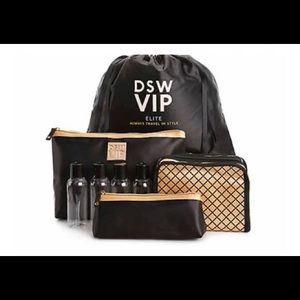 DSW 𝑬𝒙𝒄𝒍𝒖𝒔𝒊𝒗𝒆 travel set.